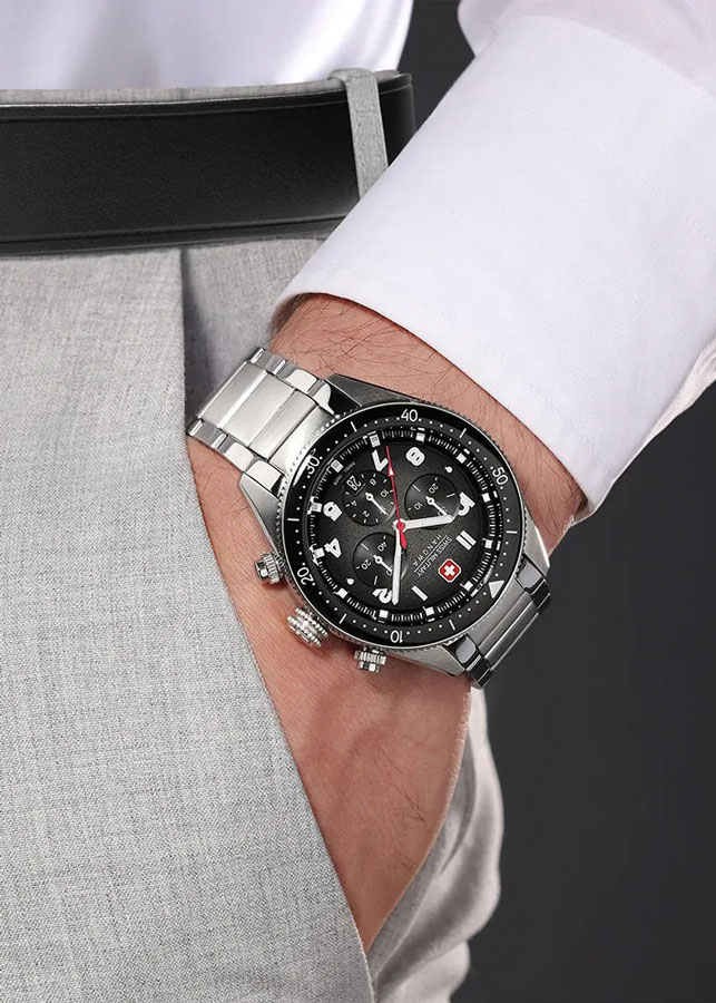 Часы Swiss Military Hanowa Greyhound Chrono 			