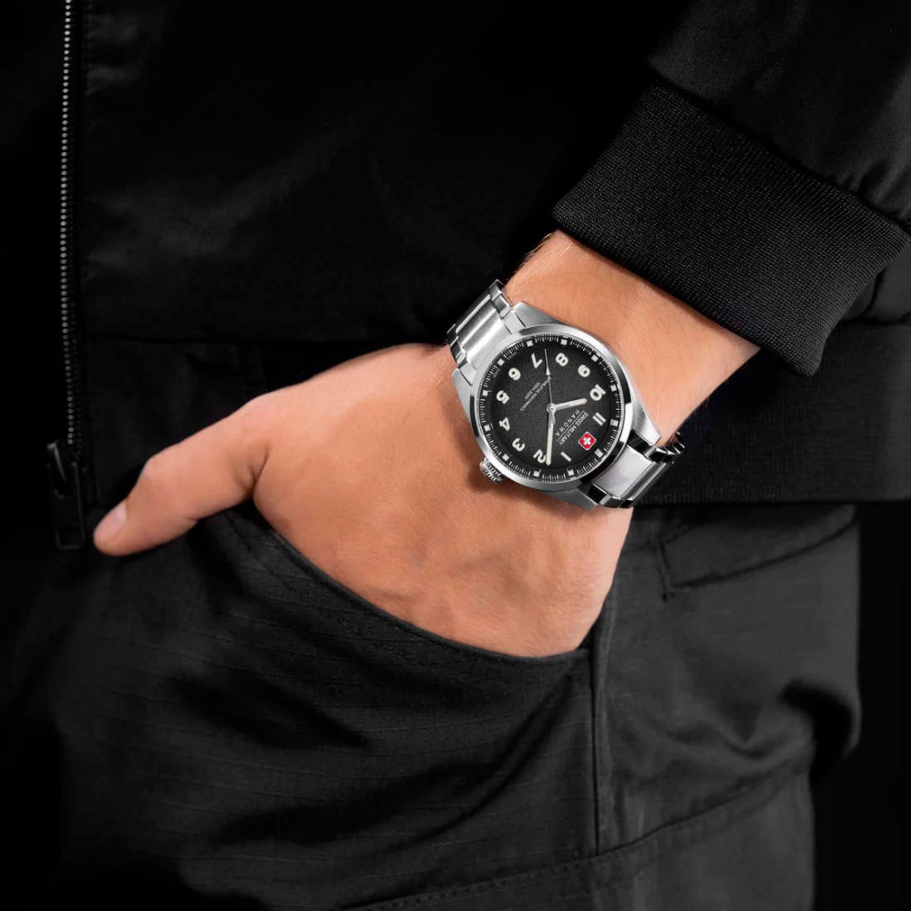 Часы Swiss Military Hanowa Greyhound 			