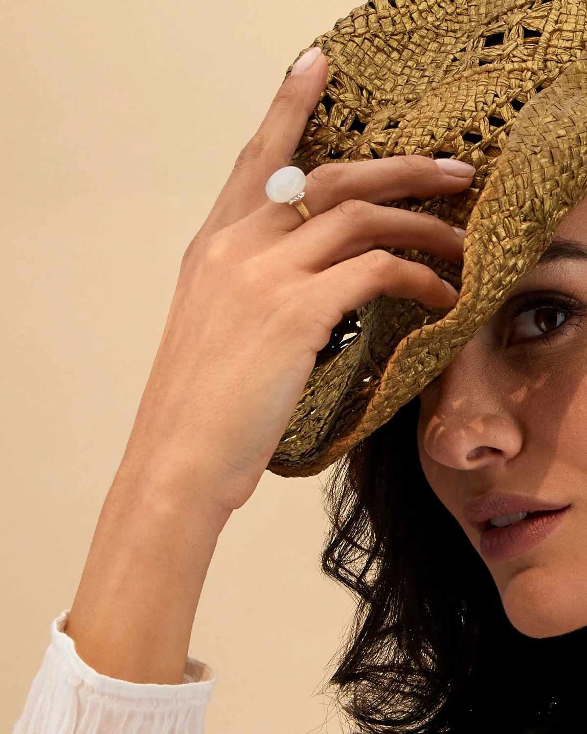 ТОП-3 коллекции из линейки Dancing in the Rain от NANIS — для самых утонченных и изысканных образов