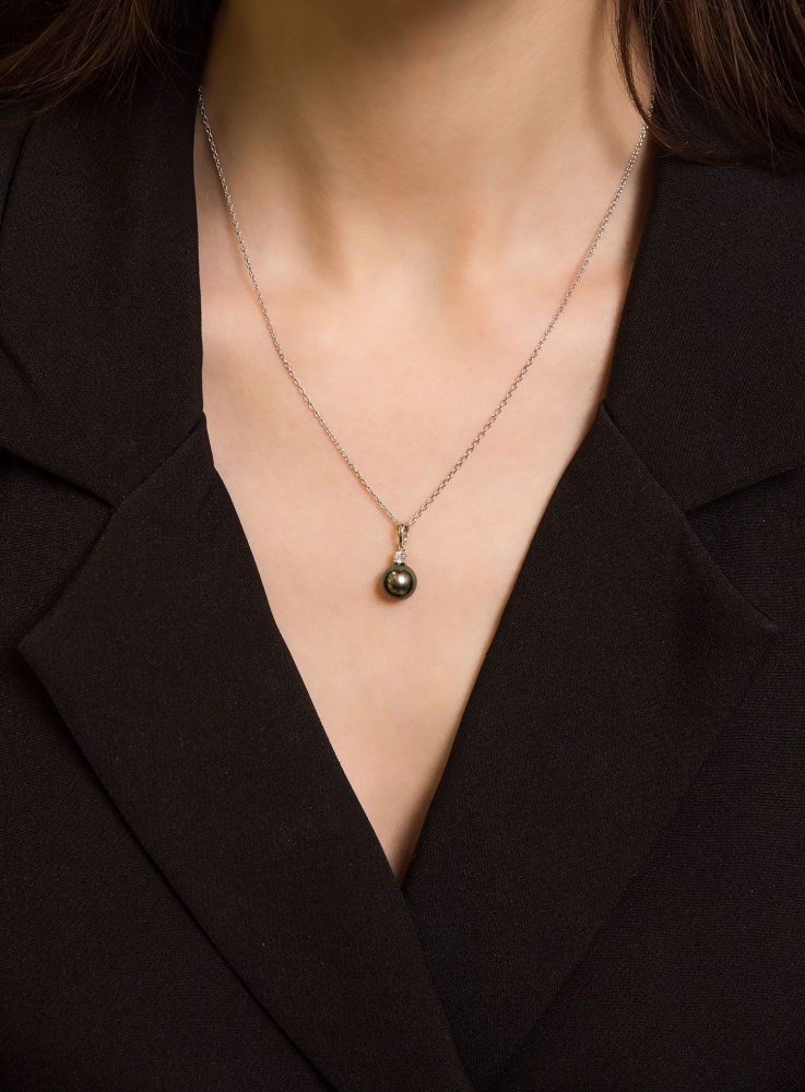 Колье Mikimoto коллекция 2022-2023